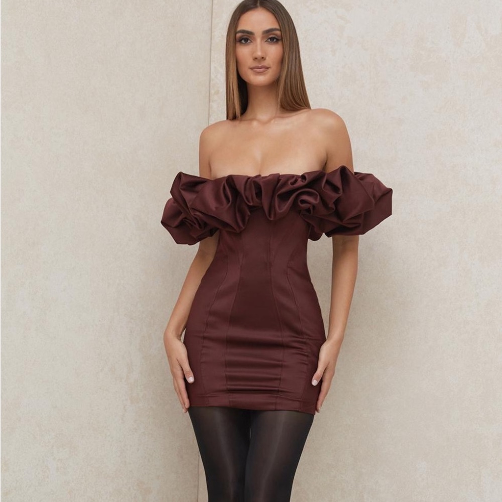 HOUSE OF CB 'Selena' Raisin Satin Ruffle Strapless Dress NWOT - Picture 2 of 15